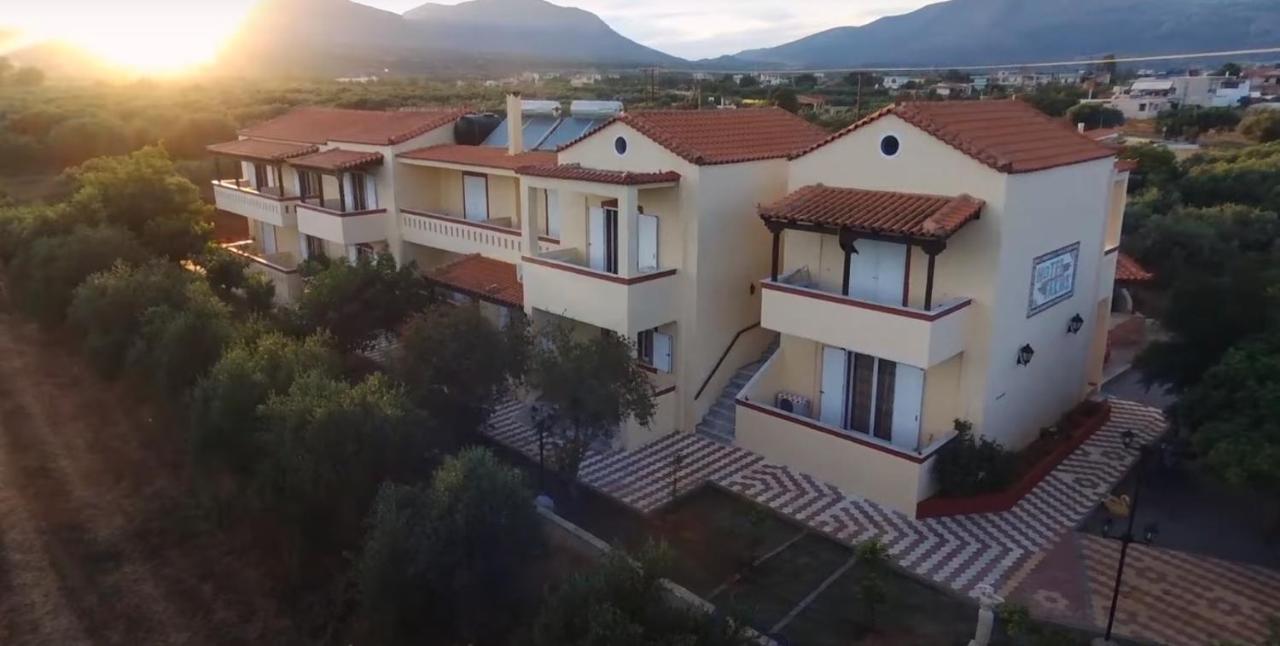 Hotel Takis Agios Georgios  Exterior foto