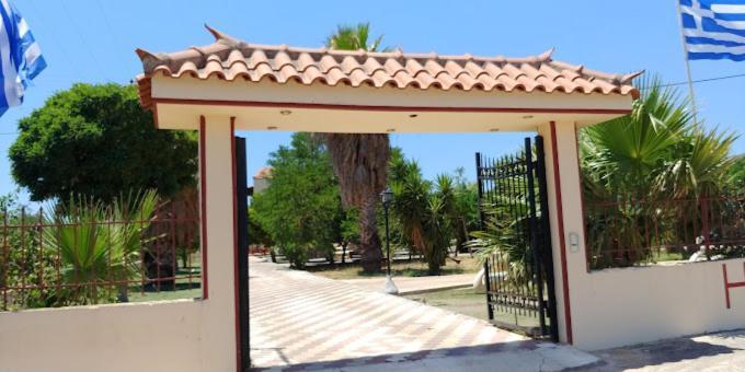 Hotel Takis Agios Georgios  Exterior foto